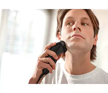 Philips Shaver series 1000 Dry electric Shaver S1110/21
