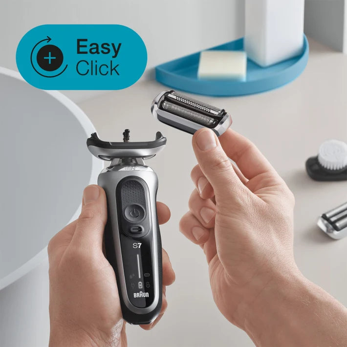Braun Series 7 71-S1000s Wet & Dry Shaver with travel case, silver 4210201253358
