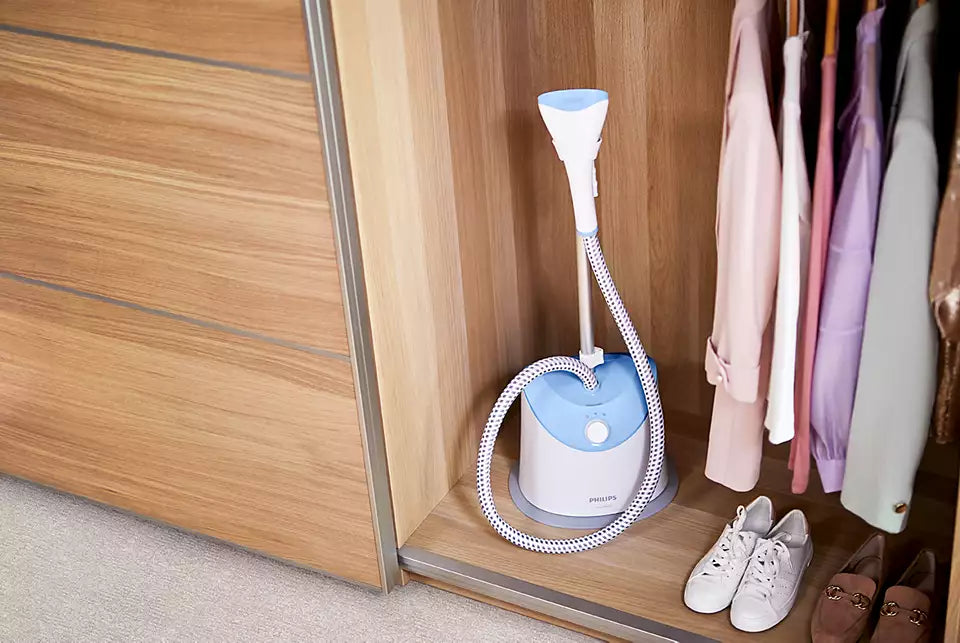 Philips Easy Touch Stand Steamer GC482/26